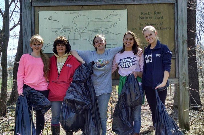 Pitt-Johnstown volunteers help preserve the natural beauty